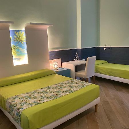 Porto Di Mare B&B Giovinazzo Luaran gambar