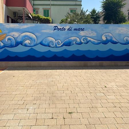 Porto Di Mare B&B Giovinazzo Luaran gambar