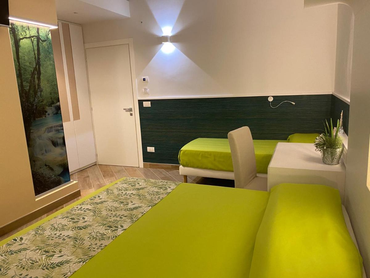 Porto Di Mare B&B Giovinazzo Luaran gambar